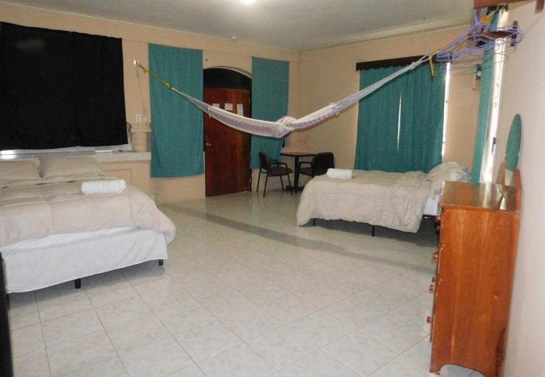 Arnold'S Guest House San Ignacio Exterior foto